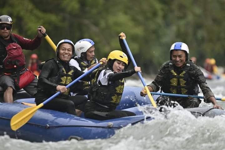ARUNG JERAM SUNGAI RONGKONG